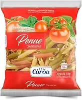 Macarrão Penne Com Vegetais Coroa 500G, Massa De Sêmola Com Vegetais Pasta Penne Tre Verdure, Vermelho, Ótima Nutrição Com Muito Sabor, Alimento Saboroso De Qualidade, Tradição Da Família Desde 1908