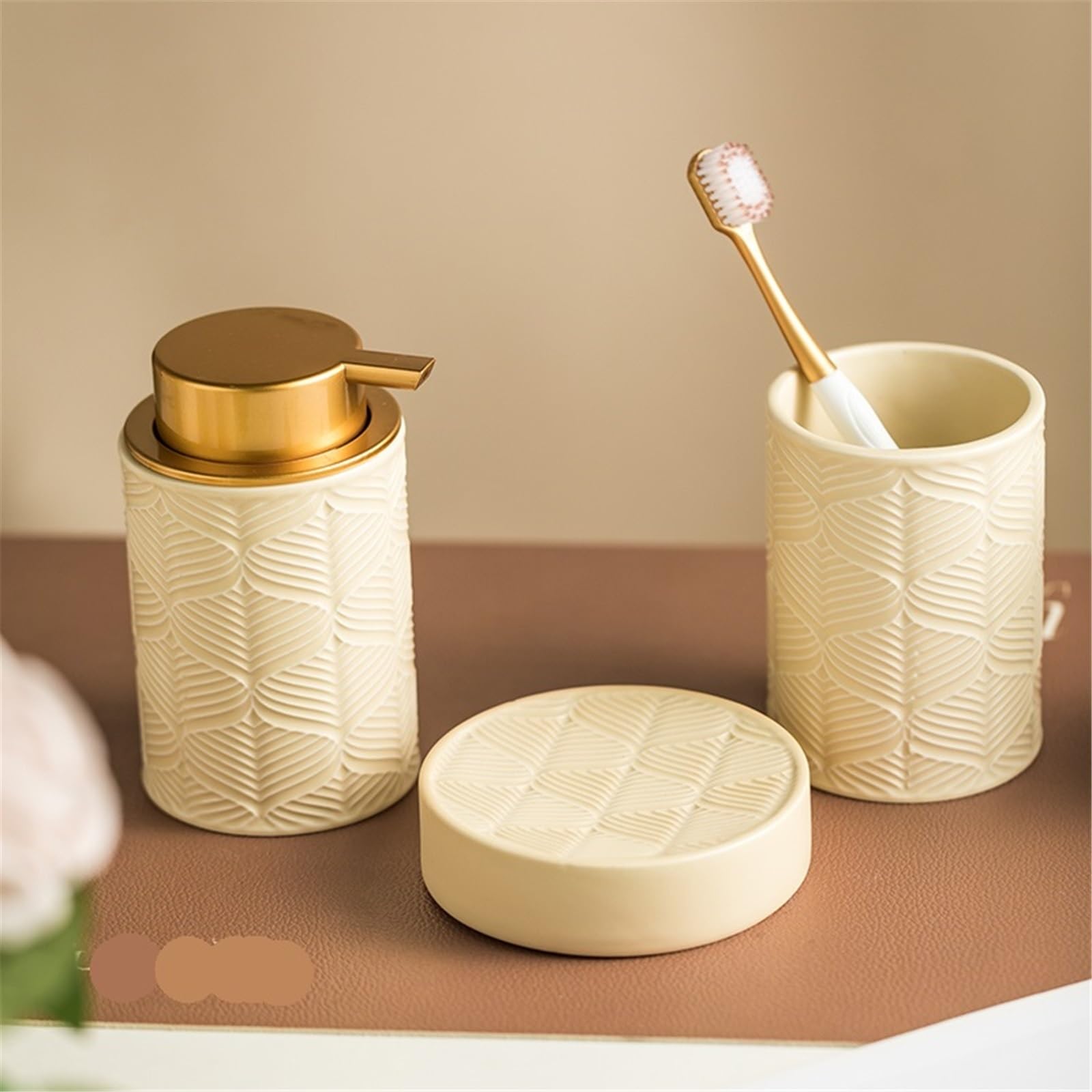 Dispenser Di Sapone Set creativo da bagno in ceramica composto tre pezzi, tra cui dispenser di sapone, bicchiere for collutorio e portasapone