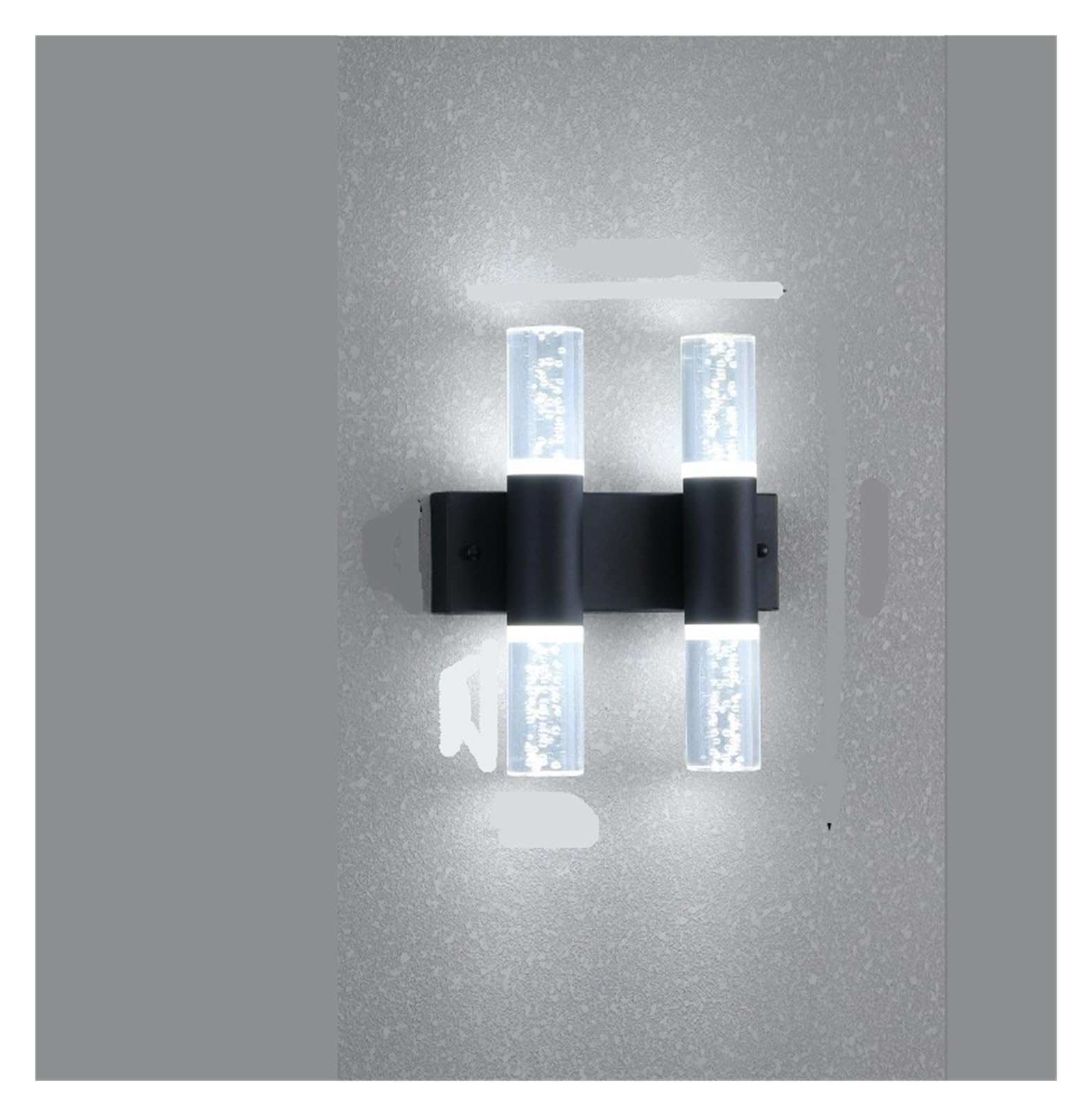 Applique murale LED 4 têtes au fini doré et noir pour un éclairage intérieur chic