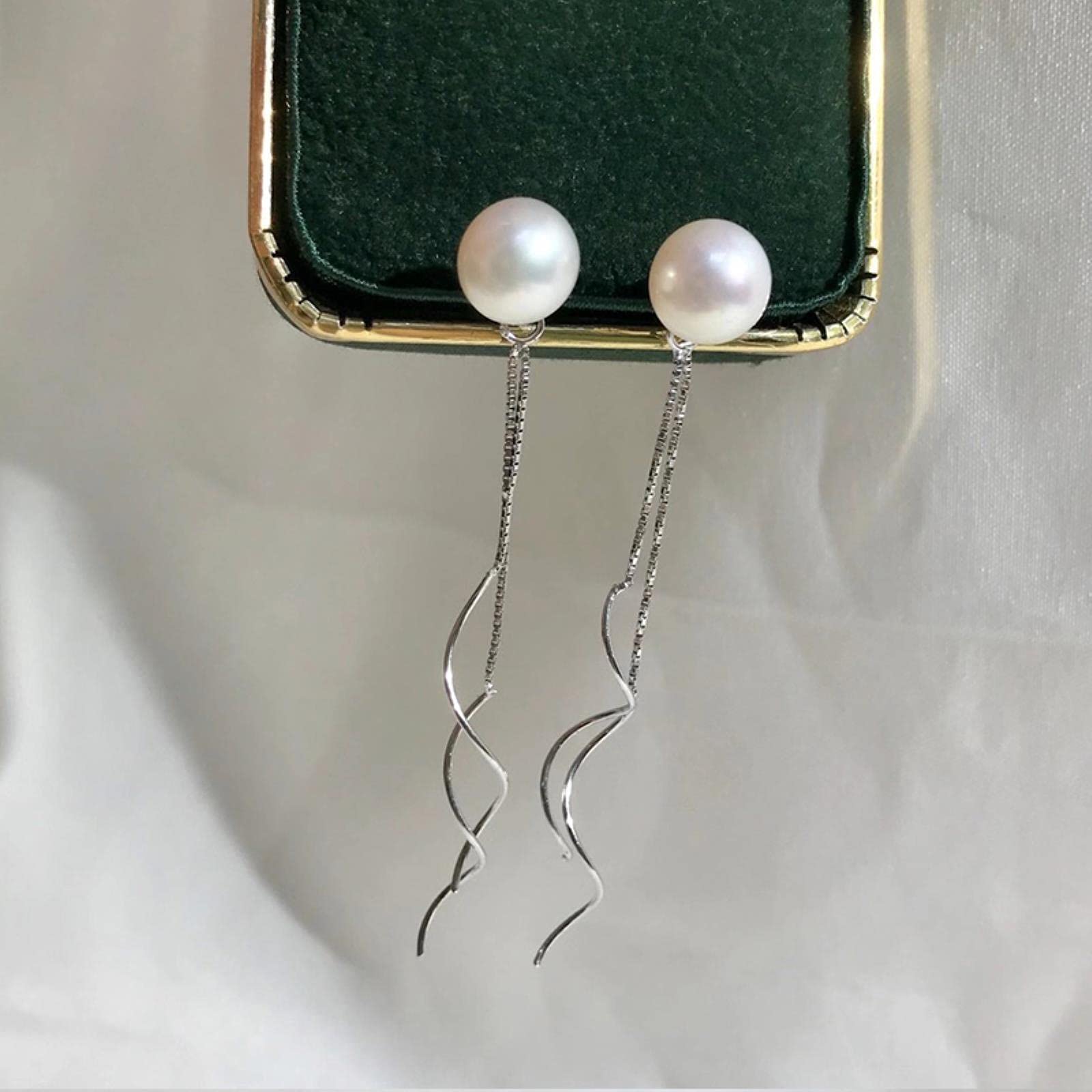 LOKILOKI Orecchini in Argento Sterling 925 Gioielli per Donna Orecchini Rotondi di Perle d'Acqua Dolce Naturali da 8-9 Mm Stile Semplice Simple