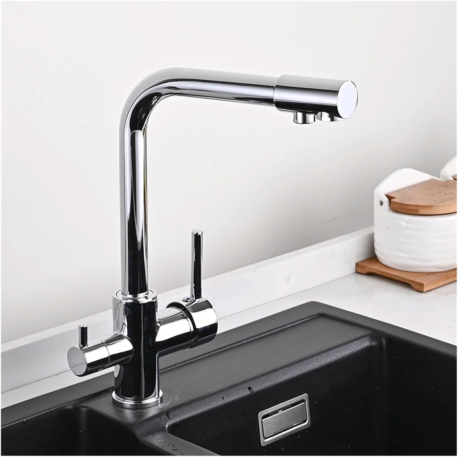 Robinet de cuisine pour eau filtrée design noir mat avec douchette pour la maison