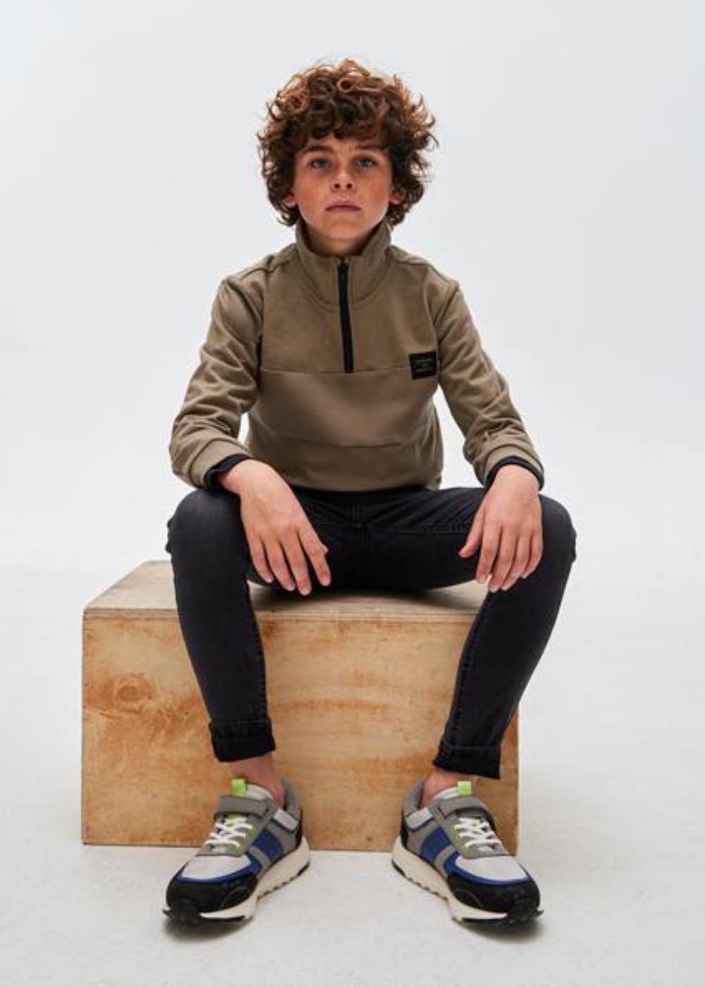 Generico Felpa Pullover per Ragazzi con Collo Alto e Zip Parziale, Maniche Lunghe, Ideale per Scuola, Sport e Tempo Libero, Perfetta per Autunno, Inverno e Primavera