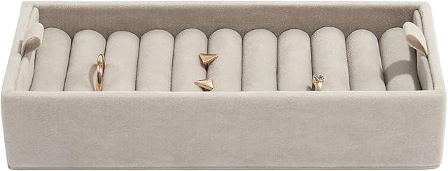 Stone Velvet Ring Roll