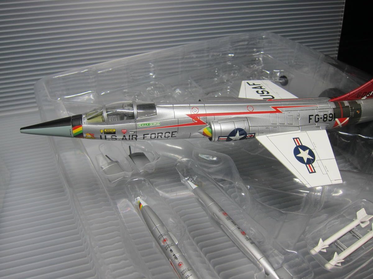 Amazon.co.jp: 1/72 ホビーマスター ロッキード F-104C スター