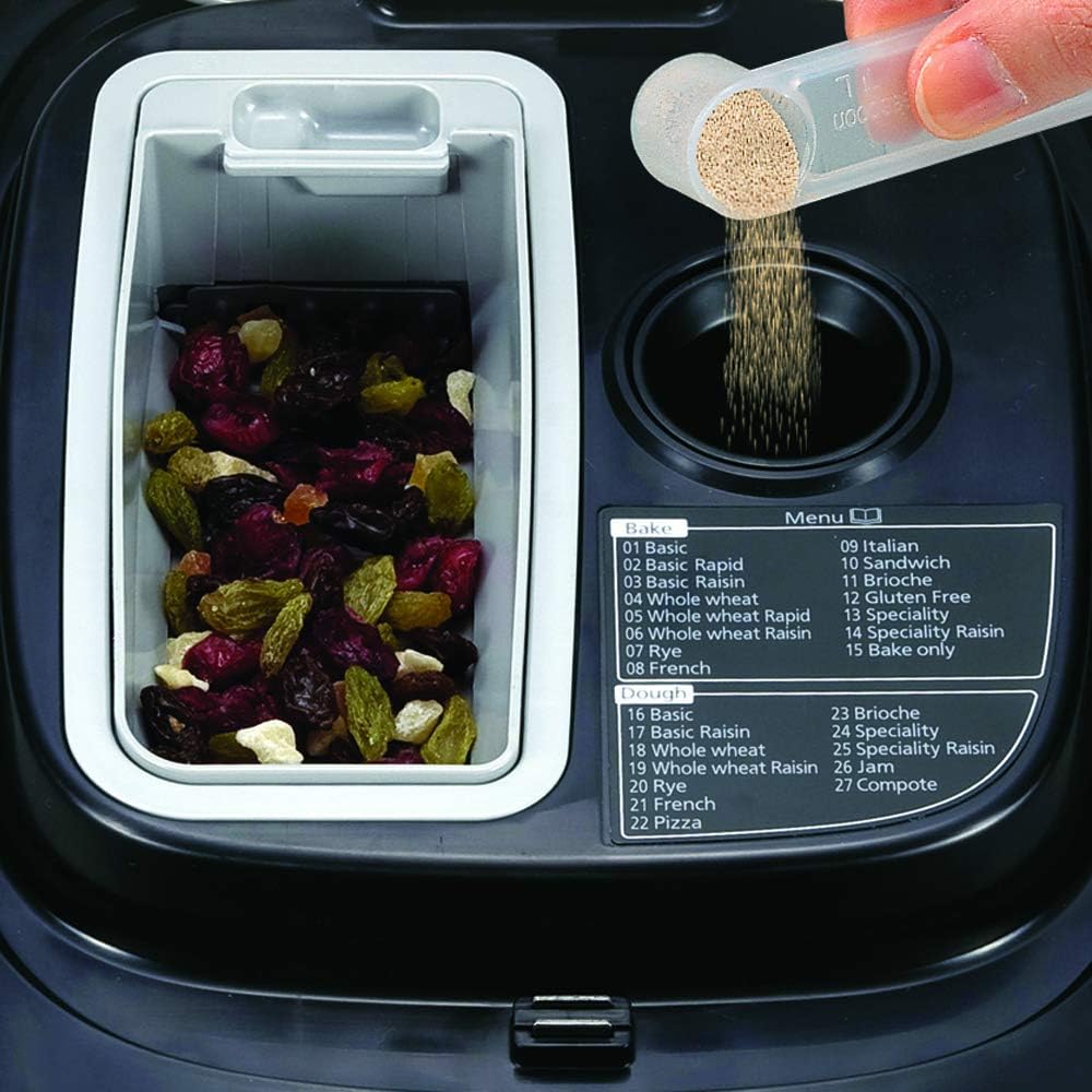 Panasonic SD-ZB2512KXE Macchina del Pane con Recipiente da 1.2 kg e Lama Impastatrice Rivestiti in Diamond Fluorol, 550 watt , Argento/Nero