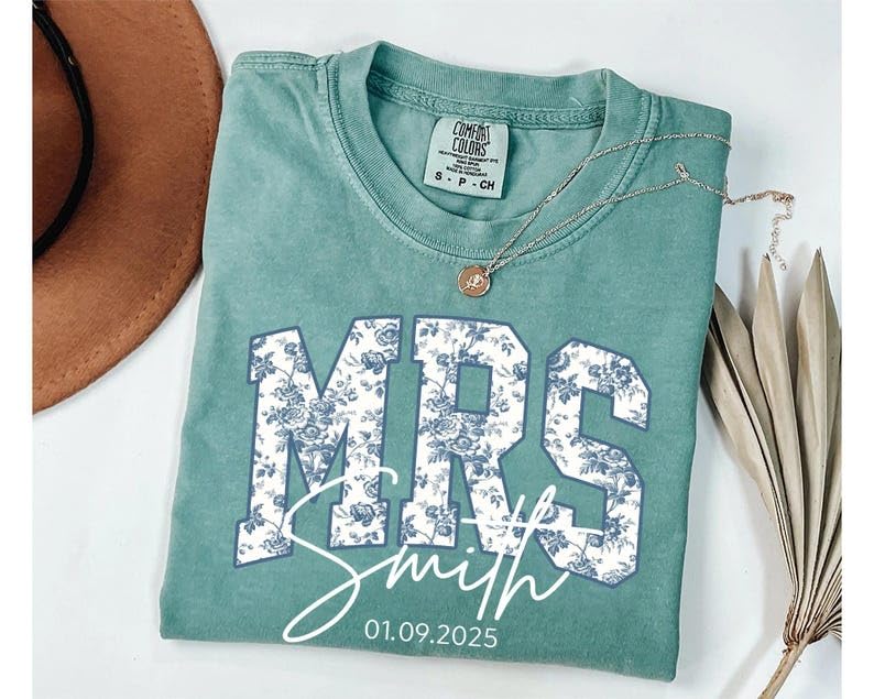 Custom Bride Sweatshirt for Women, Personalized Mrs Tshirt, Wedding Day Gift, Engagement Outfit2