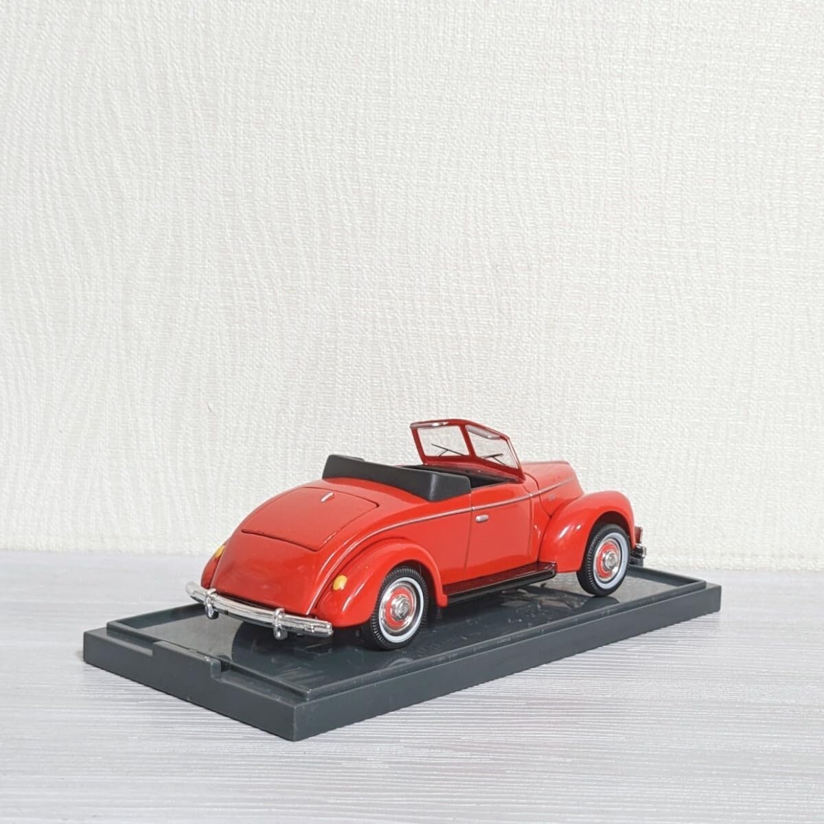 レトロミニカー　32個セット Amazon.co.jp: 1/32 Ford 3-Door Classic Vintage American Car