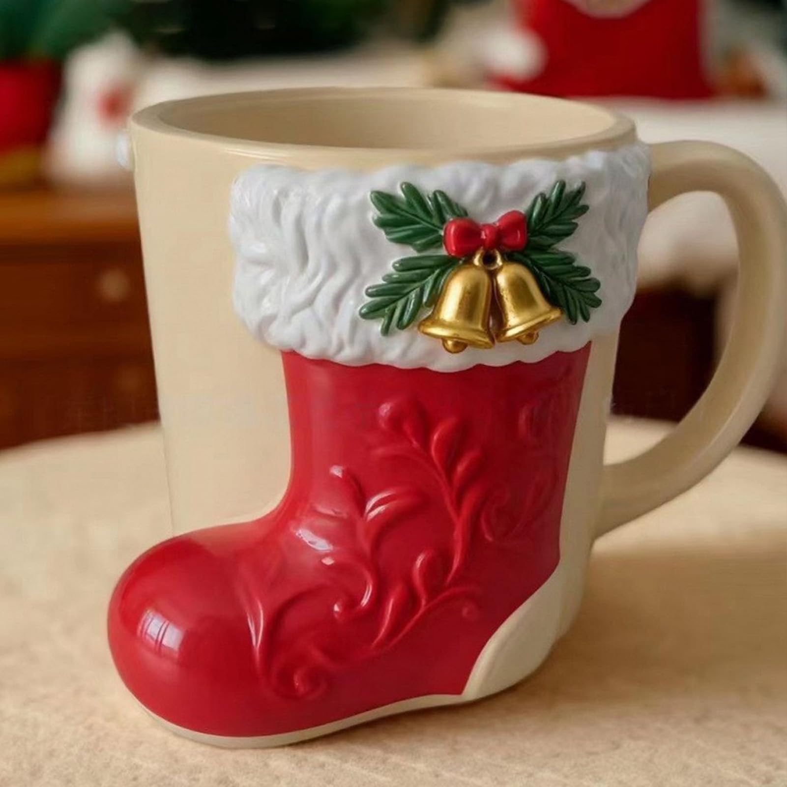 Weihnachtliche Kaffeetassen, 12 x 10 x 8,5 cm, lustige Tasse mit 3D-Festivalelementen, Keramikbecher für , Latte, Tee, Harzornamente für Zuhause, Tischplatten und Partydekoration, 4 Stück