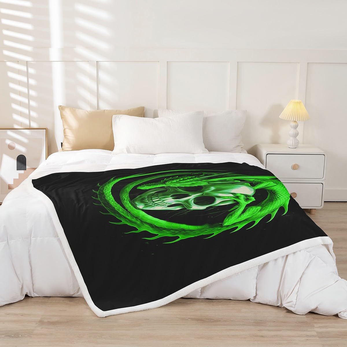 Dragon Skull Fleece Blanket,Green Dragon Western Animal Mysterious Throw Blanket for Sofa Adults,Boho Gothic Skeleton Halloween Trippy Black Soft Blanket Bed Couch,Queen (90 x 90 Inches)