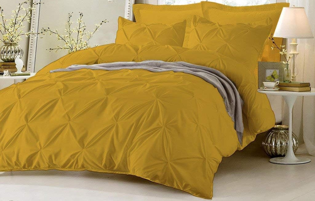 Soft Luxurious 2-Piece Pinch Pleated Pintuck Decorative Pillow Shams 100% Cotton 400 Thread Count Pillow Covers (Standard/Queen, Gold)