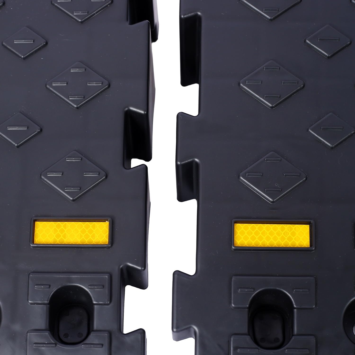 4" high 2-Piece Portable Automotive Curb Ramp, Heavy-Duty Plastic Threshold Ramp Track Interlocking Step Ramp Structure 6600 Lbs Load Capacity for Cars, Wheelchairs, Bikes, Motorcycles