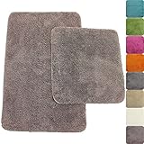 100% Polyester Microfaser, sehr dichtes Grundgewebe von ca. 1.200 g / m² - kuscheliges Hochflor auf der Vorderseite (ca. 2 cm hoch) sorgt für besonders angenehmes Laufgefühl