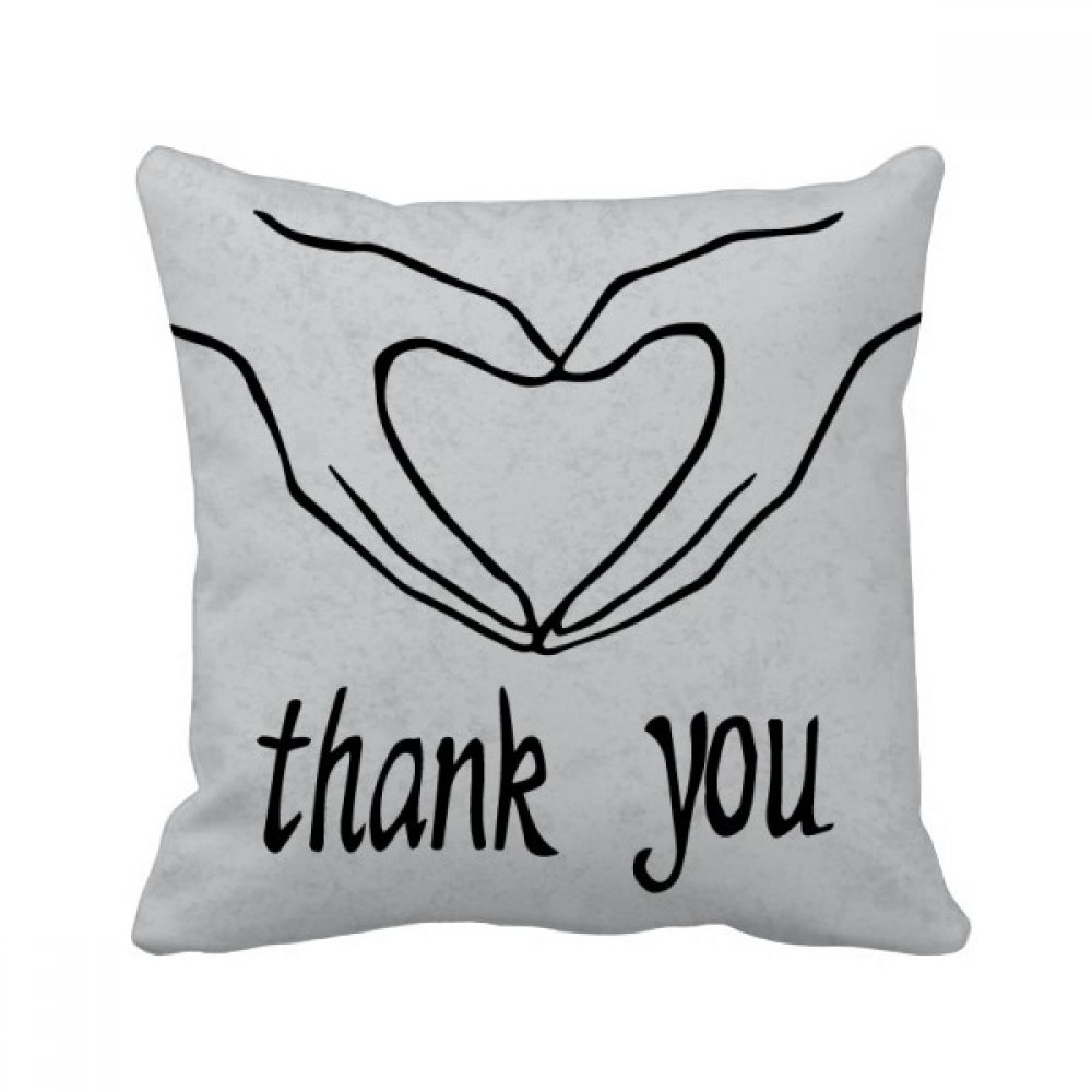 Coussin personnalisé cœur noir : ravivez un canapé terne avec cet oreiller déco 40x40cm