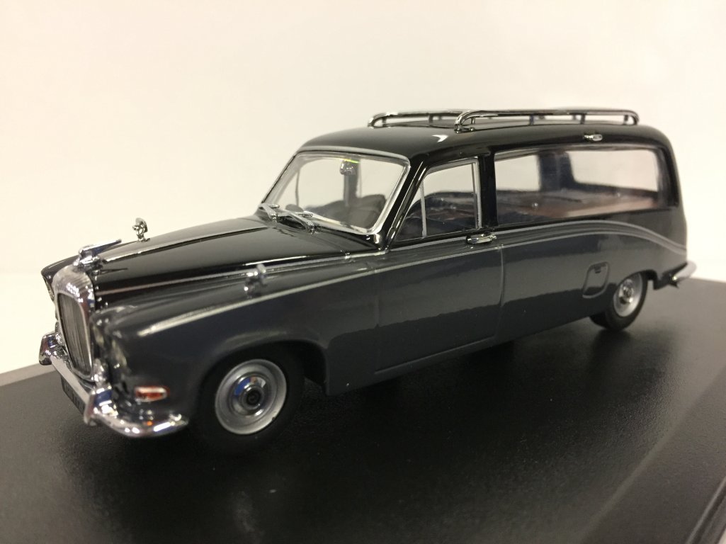 Oxford Diecast 1:43 Daimler Hearse Black/Carlton Grey Collectable model DS008