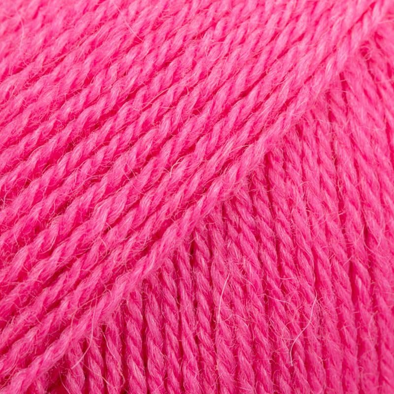 DROPS Flora 28 UNI Magenta 4 ply Alpaca and Wool Knitting and Crochet Yarn — image 1