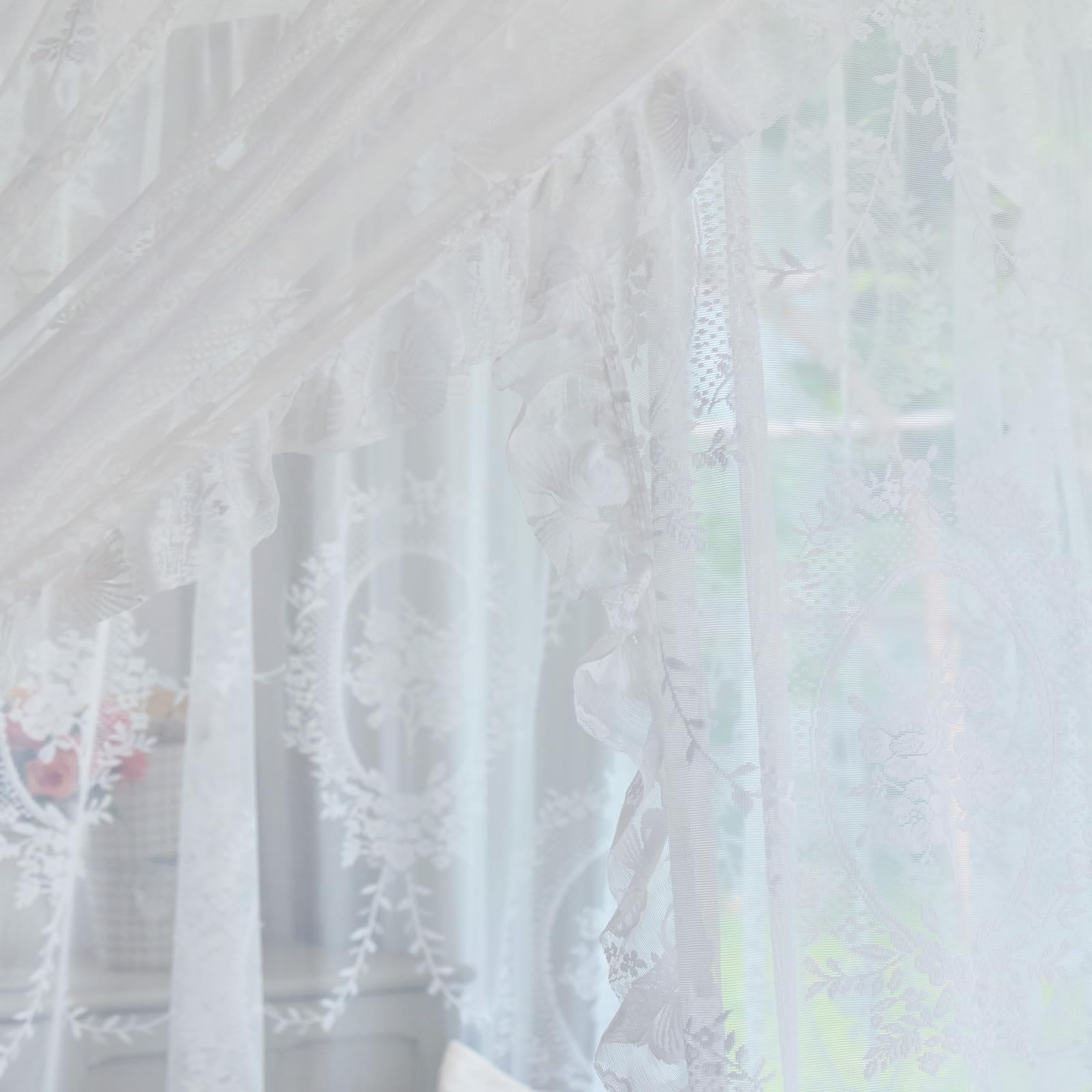 AIKASY Elegante Spitze Prinzessin 4 Poster Betthimmel Moskitonetz - Romantische Hochzeit Braut Schlafzimmer Dekor Kinderzimmer Bettvorhang für Damen Erwachsene - (Weiß - 2, Queen)