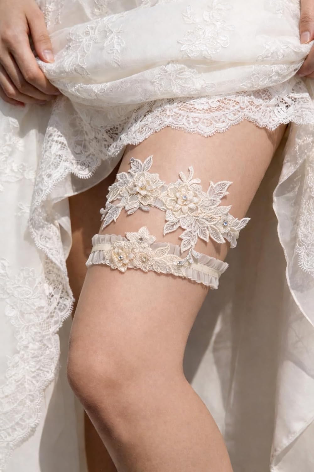 Elegant Ivory Garters for Bride, Wedding Garter Set for Bride with Floral Lace & Rhinestones, Secure Comfort Fit for the Toss Tradition and a Cherished Keepsake, Timeless Bridal Essential