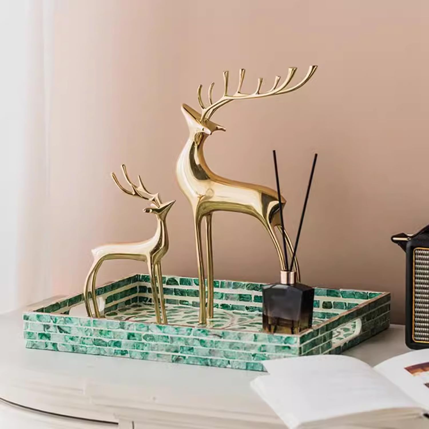 Handmade Green Shell Tray, Nordic Rack Style, Décor with Pearl Clam Shells. Serves Trays for Coffee Tables, Restaurants, Living Rooms, Bathrooms, with A Unique Pattern Design/Set of 2