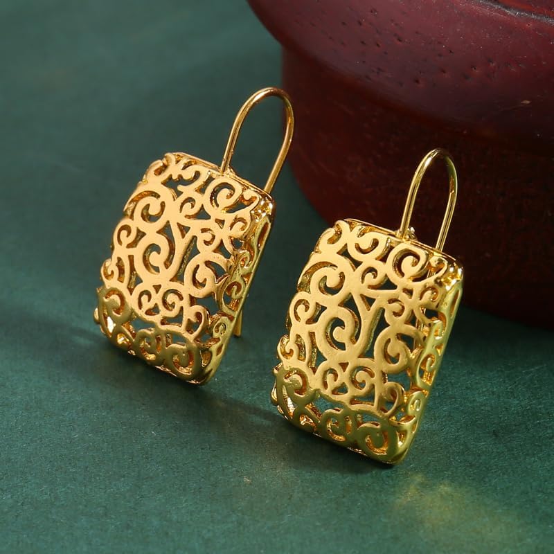 Exquisite Retro Hollow Gold Color Carving Pattern Dangle Earrings Fashion Temperament Earrings Daily Accessories Party Birthday Valentine’s Day Jewelry Gifts for Women