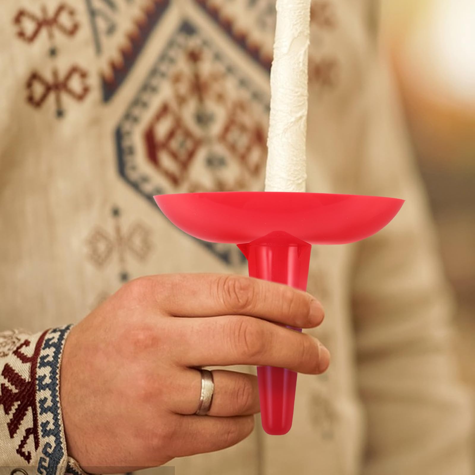 Candelabro Navideño Cónico de Plástico Rojo, 50 Piezas
