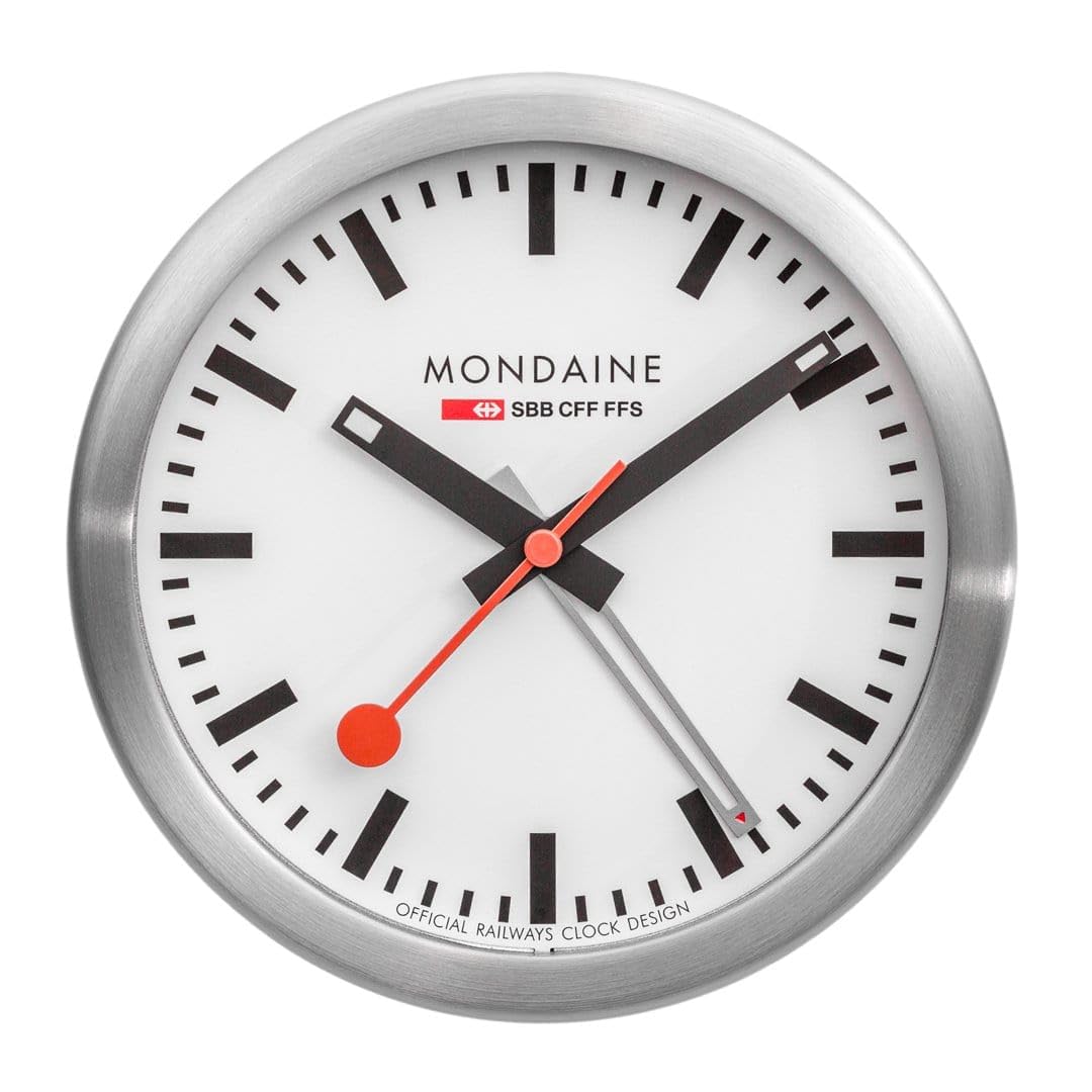 Mondaine - Wecker A997.MCAL.16SBB.1 Tischuhr 125mm - WENDIGE Hände - Bahnhofsuhr aus Aluminium mit rotem Sekundenzeiger staubbeständig - Hergestellt in der Schweiz