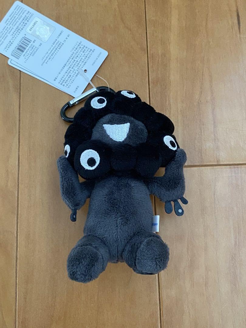 Amazon.co.jp: 黒ミャクミャク カラビナ付きマスコット 座りバージョン