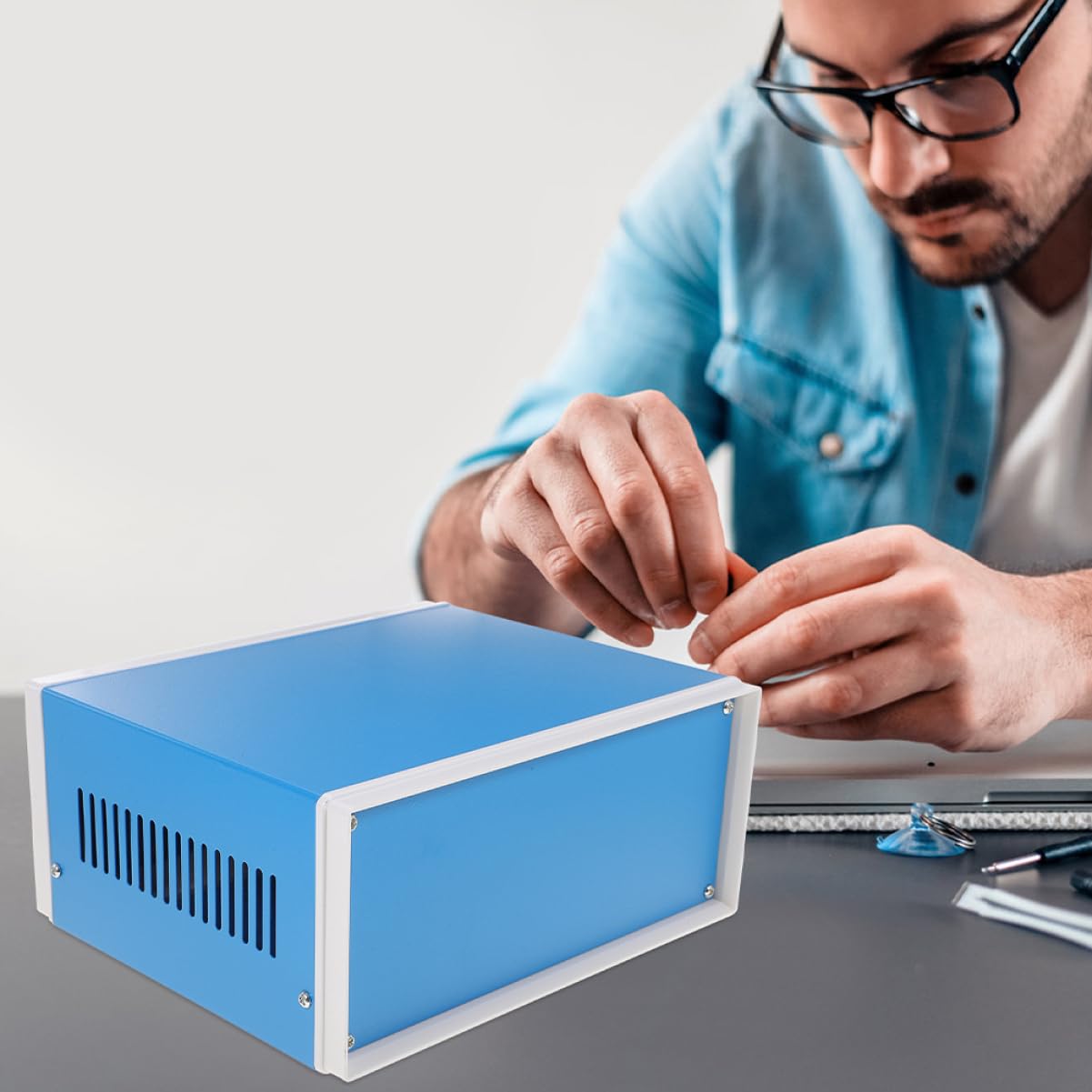WOONEKY Elektronik Projektbox aus Aluminium mit Multifunktionalem Design und Stabilem Gehäuse für Elektronische Montage und Selbstgemacht Projekte