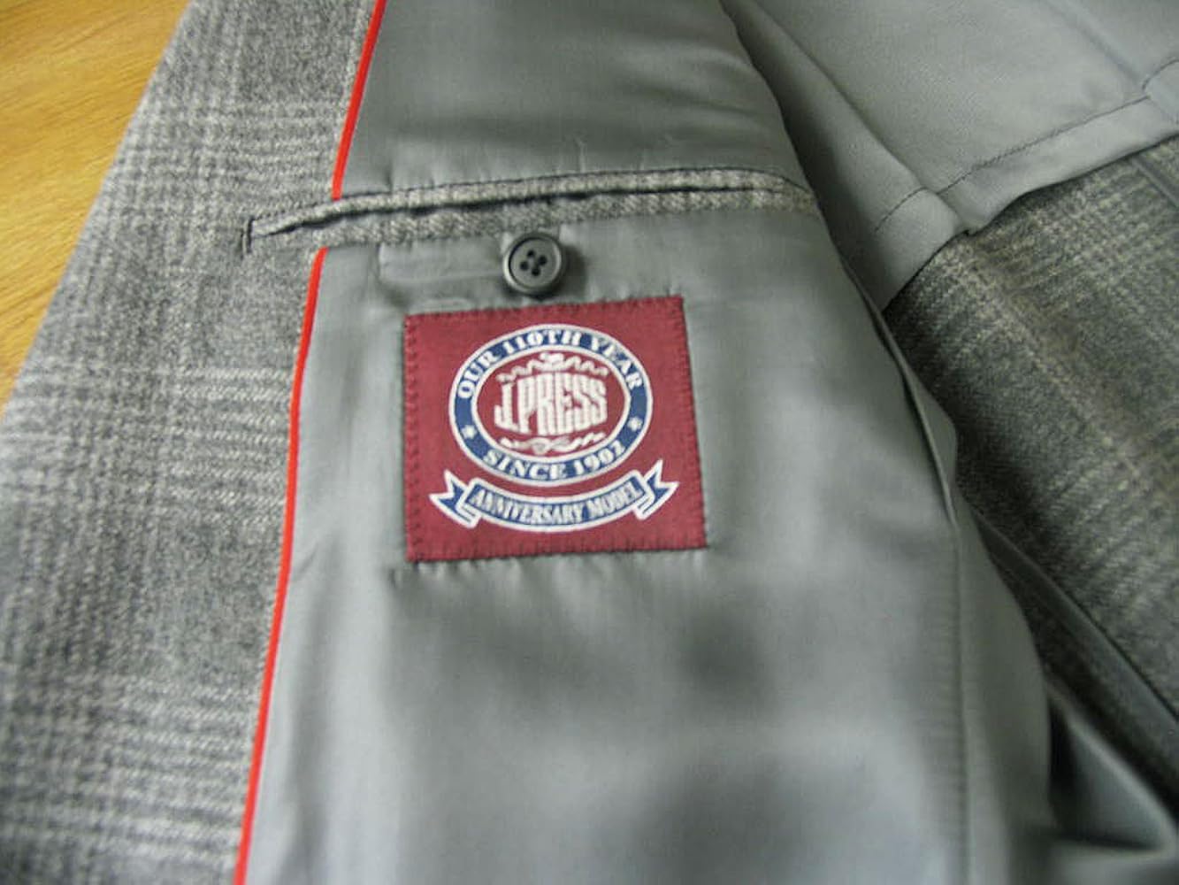 Amazon | (ジェイプレス)J.PRESSの秋冬春2つボタン ミディアムグレー Amazon | (ジェイプレス)J.PRESSの秋冬春2つボタン ミディアムグレー