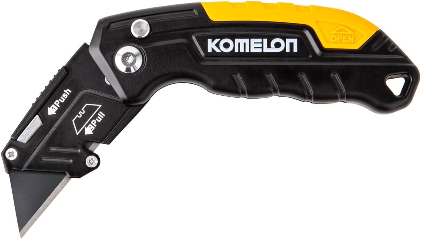 Komelon Folding Utility Knife, Includes 4 Blades