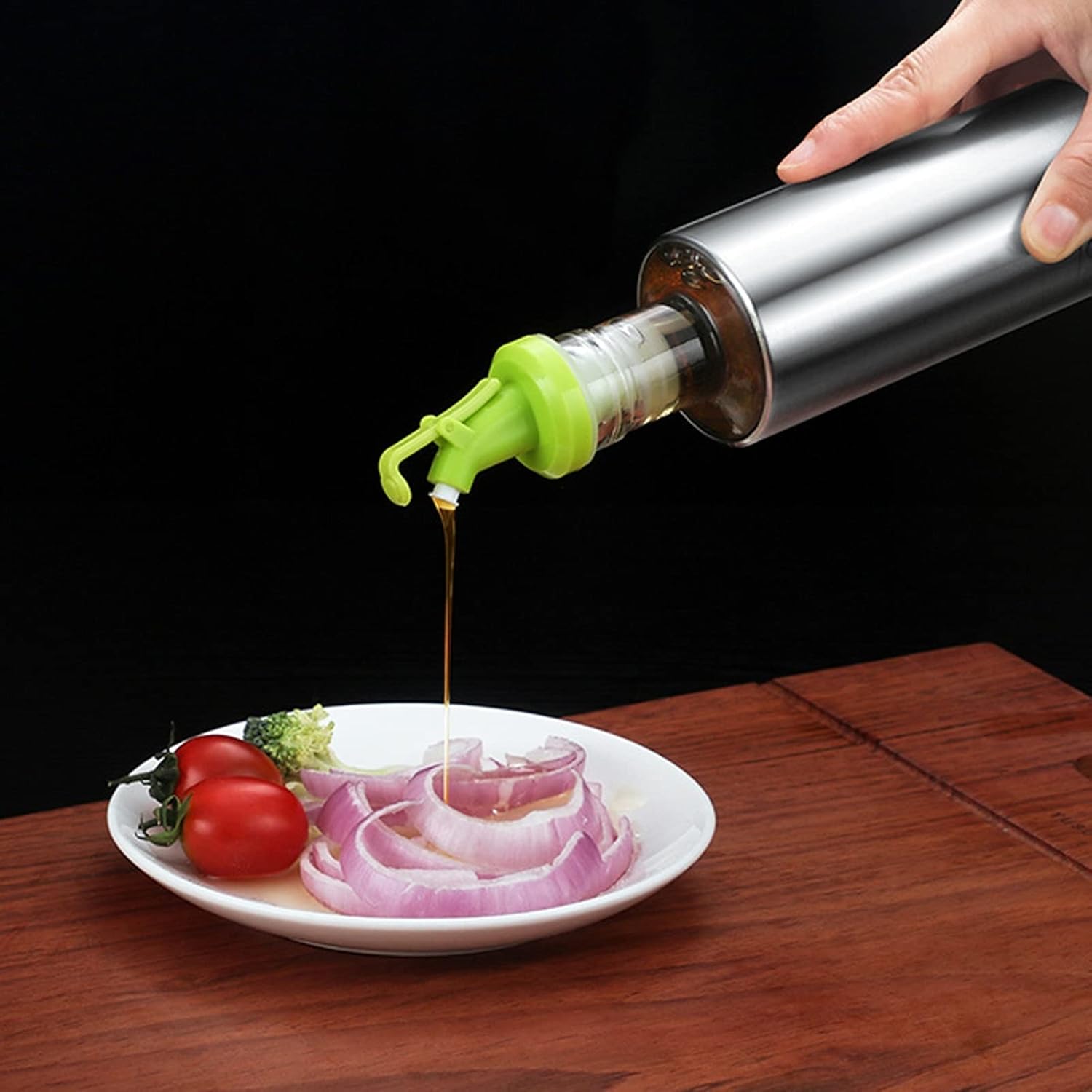 oil bottle 11.1 Oz Household Stainless Steel Oil Dispenser Bottle Kitchen Seasoning Bottle Leak-proof Oil Bottle for Vinegar, Soy Sauce, Oil oil sprayer(Color:C)