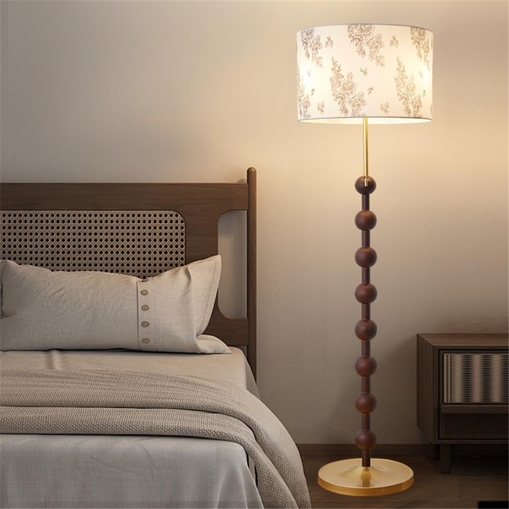 Lámpara de pie contemporánea para transformar la iluminación tenue de tu sala 4