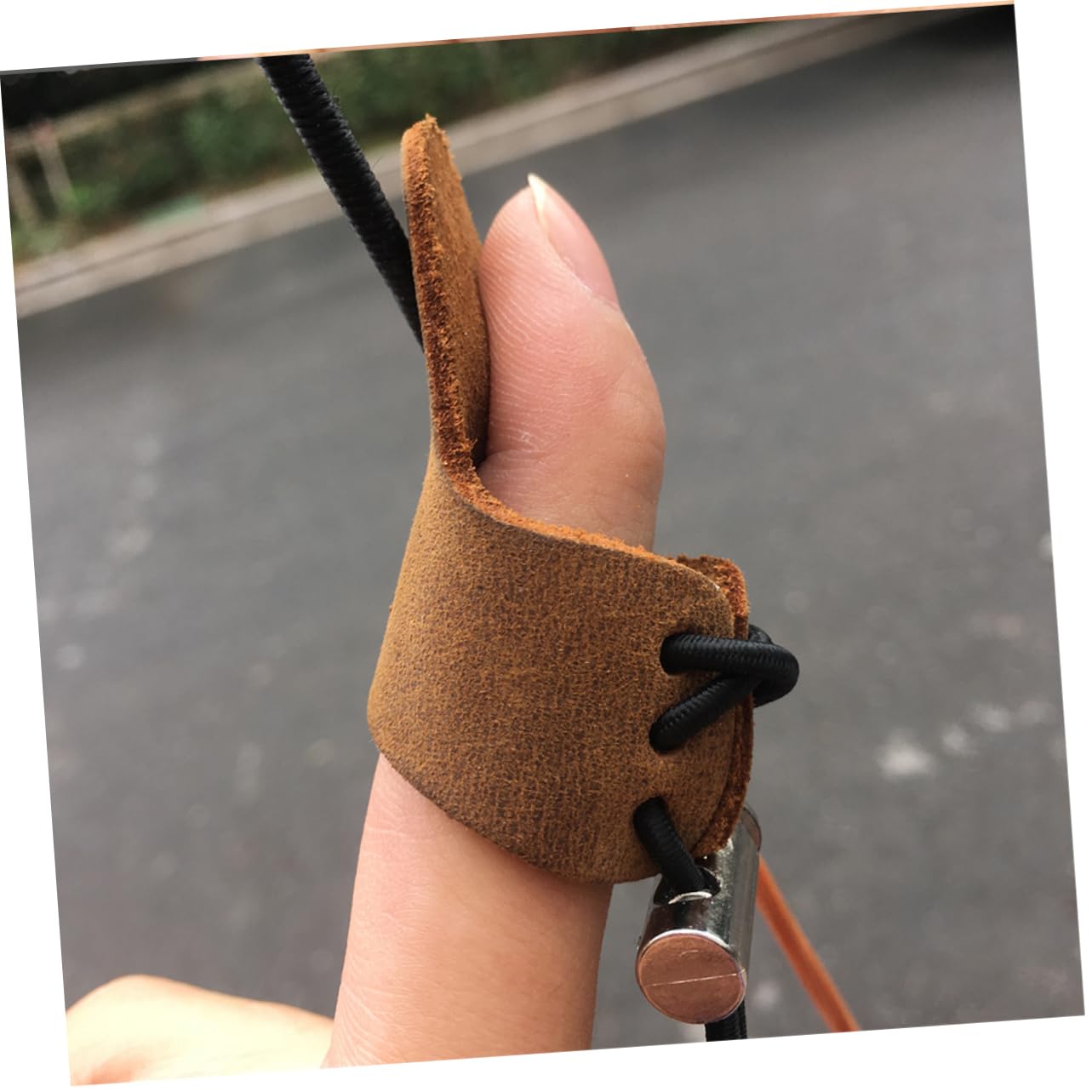 GLEAVI 1pc Finger Cover for Archery Protective Gear for Sporters Comfortable and Tear Resistant Prevent Finger Injuries Easy to Carry Yellow