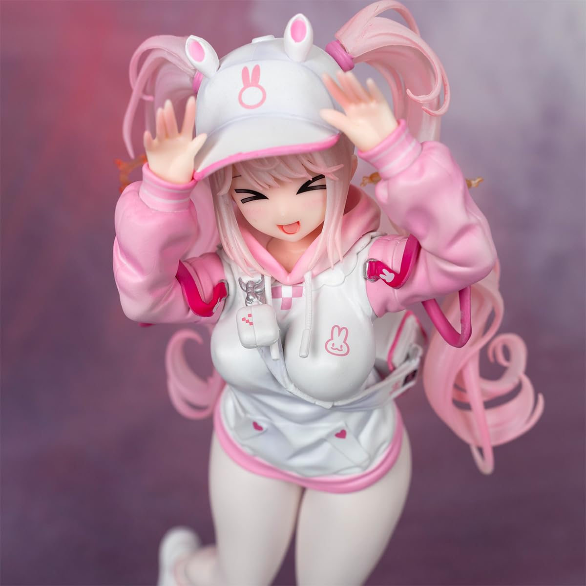 Goddess of Victory: NIKKE Alice 1/7 Figure Anime Game Character Includes an Alternate Facial Expression Desktop Ornaments Gift Figurine PVC 9.8IN