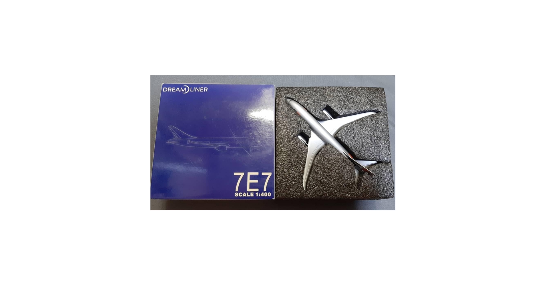 ボーイング7E7 1:400スケール Amazon.co.jp: 1/400 ボーイング7E7 B7E7 ドリームライナー