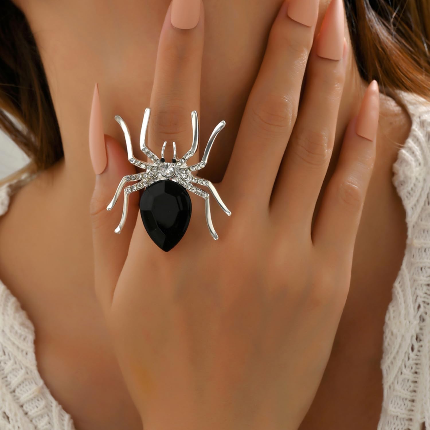Spider Rings Gothic Rhinestone Ring Big Spider Statement Rings for Women Black Spider Finger Ring Adjustable Open Ring Exaggerated Statement Ring Halloween Party Jewelry Accessories - Image 3