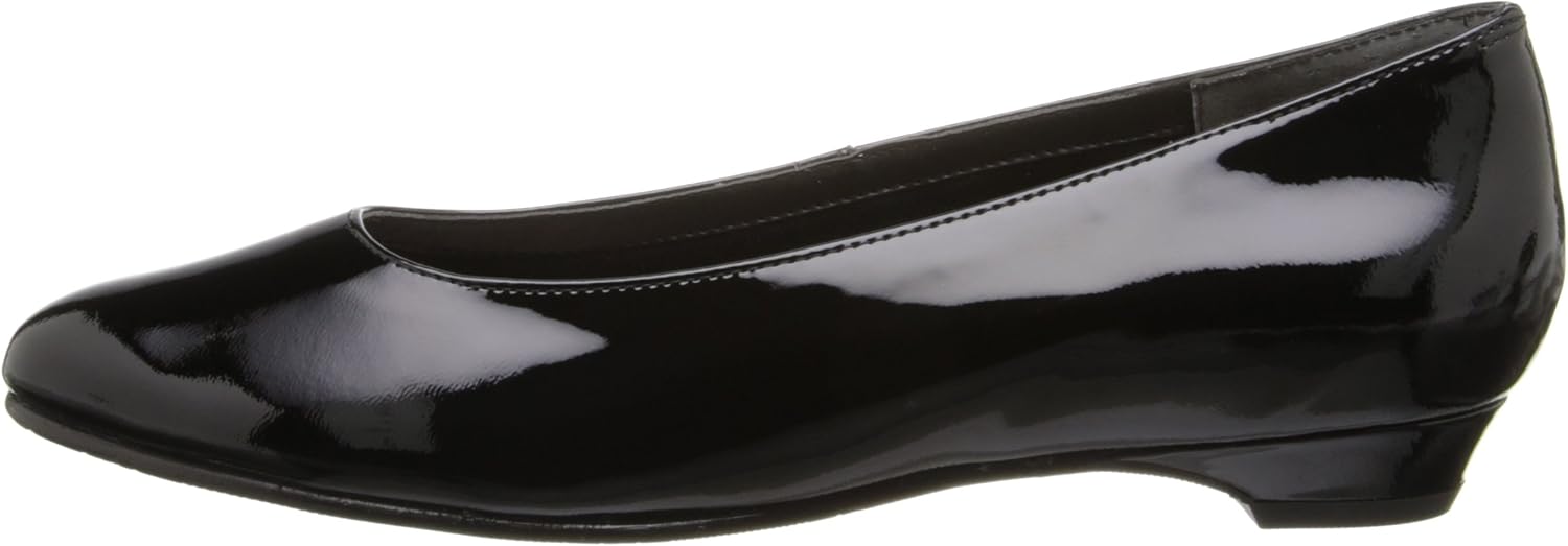 Rose Petals Women's Butter 2 Ballet Flat,Black Soft Patent,6.5 N US