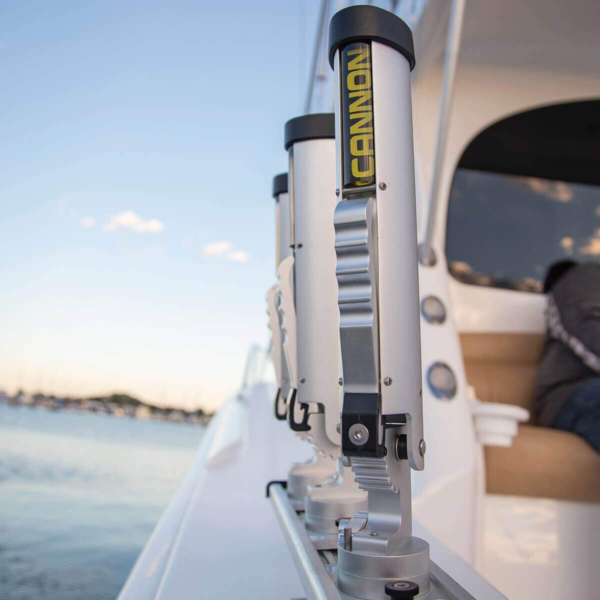 Cannon 1907002 Supporto per Canna da Pesca a Doppio ASSE Regolabile, in Alluminio