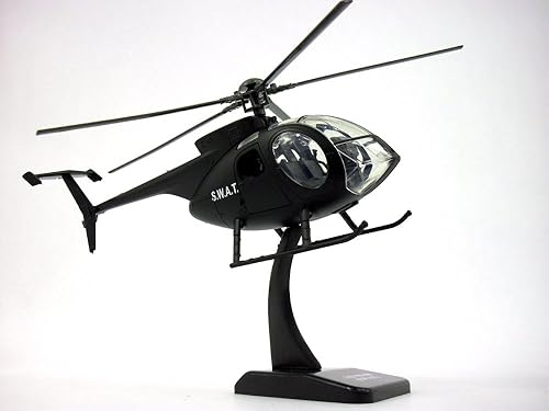 Miniatura 2 de AugustaWestland NH-500 (SWAT)  Hughes 500 132 Escala 132 Modelo de helicóptero de metal fundido