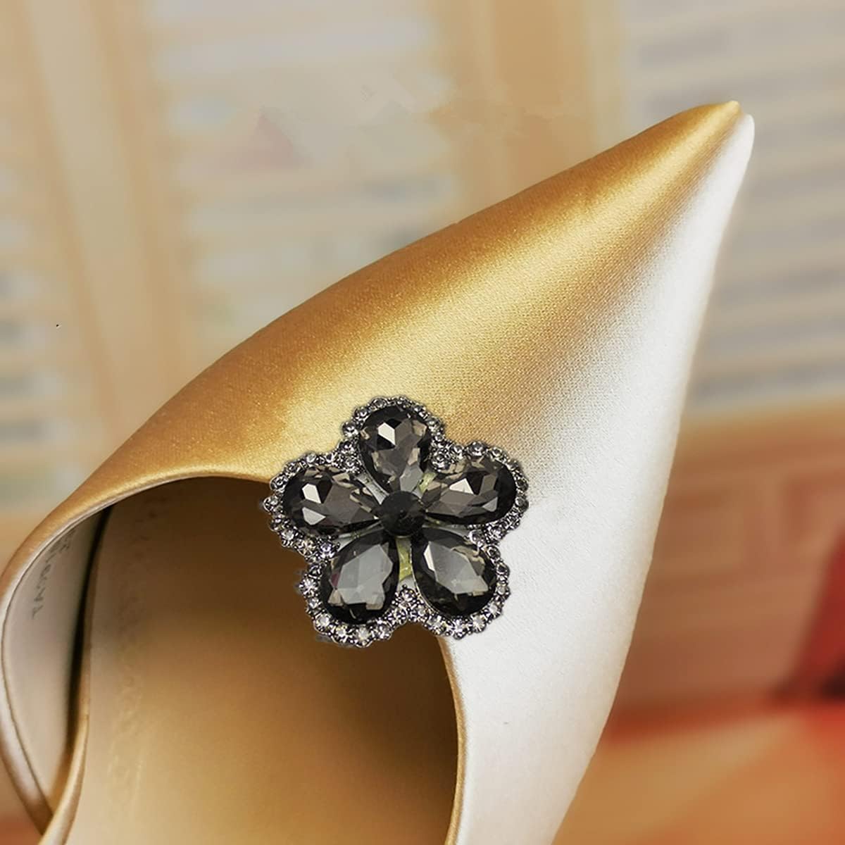 Rhinestone Crystal Shoe Clips Charm Decoration Clips for Shoes Metal Shoes Clip Accessories 1 Pair image 3
