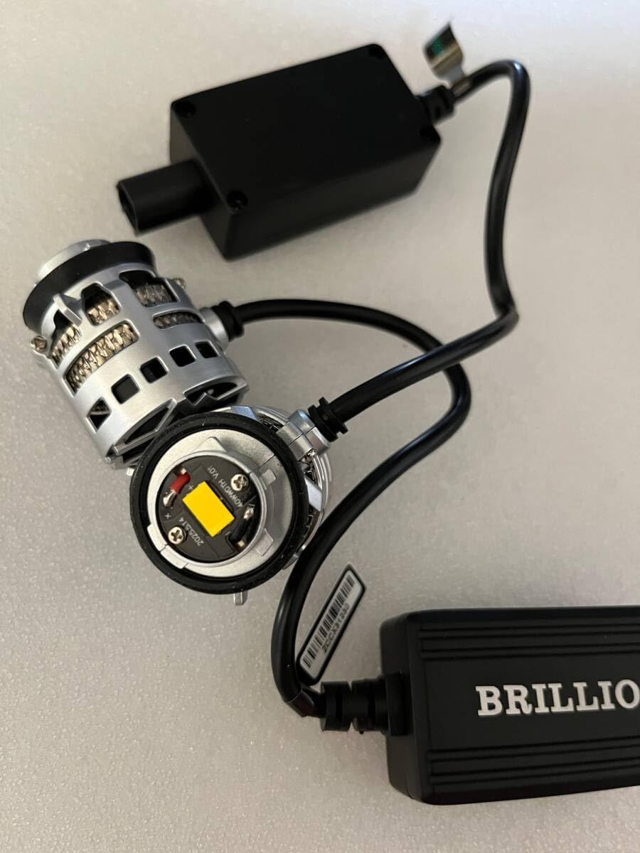Amazon.co.jp: 宇宙一明るいL1B ledフォグ BRILLIO純正交換用