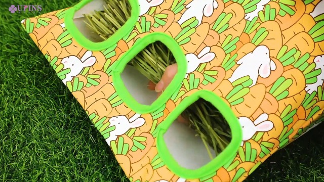 UPINS 2 Hay Bag for Rabbits 3-Hole Hanging Hay Feeder Guinea Pig Hay Bags, Hay Feeder for Rabbits Chinchillas Hamsters Small Pets and Animals - image 8