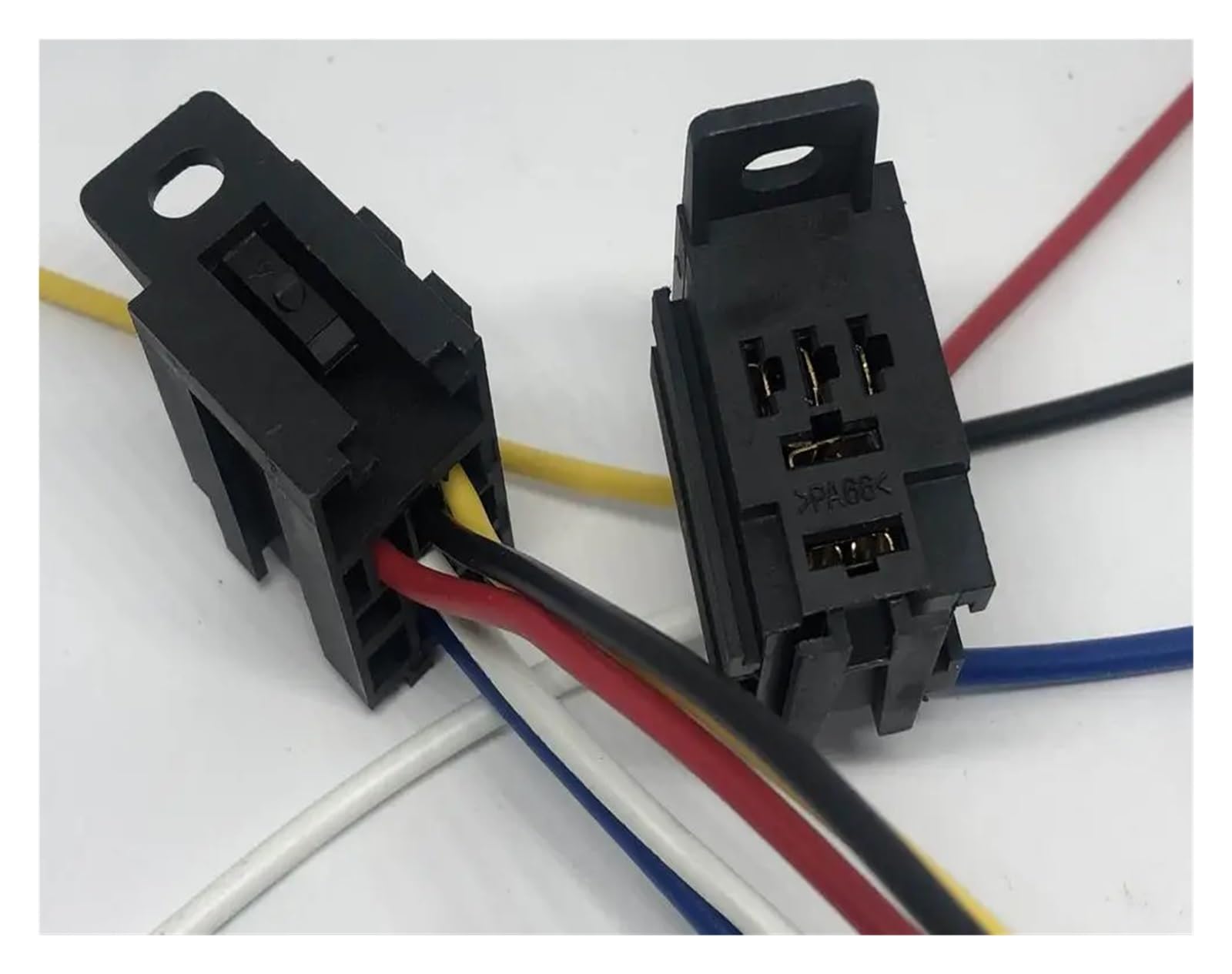 Relais 5 Broches V6-1C-12V-35A haute conductivité avec embase étanche 4RD 933