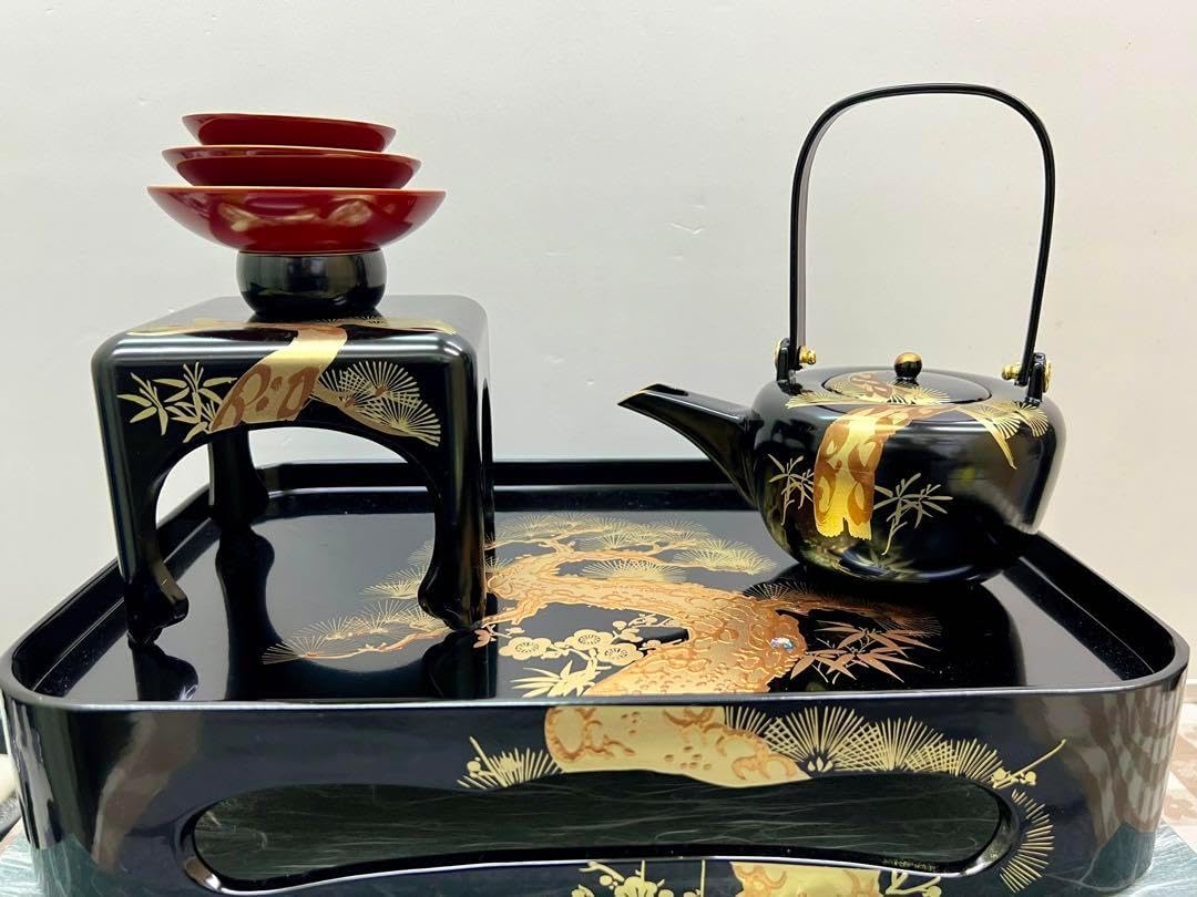 お屠蘇セット 黒赤金松模様 会津塗 黒金松 屠蘇器 四つ揃い