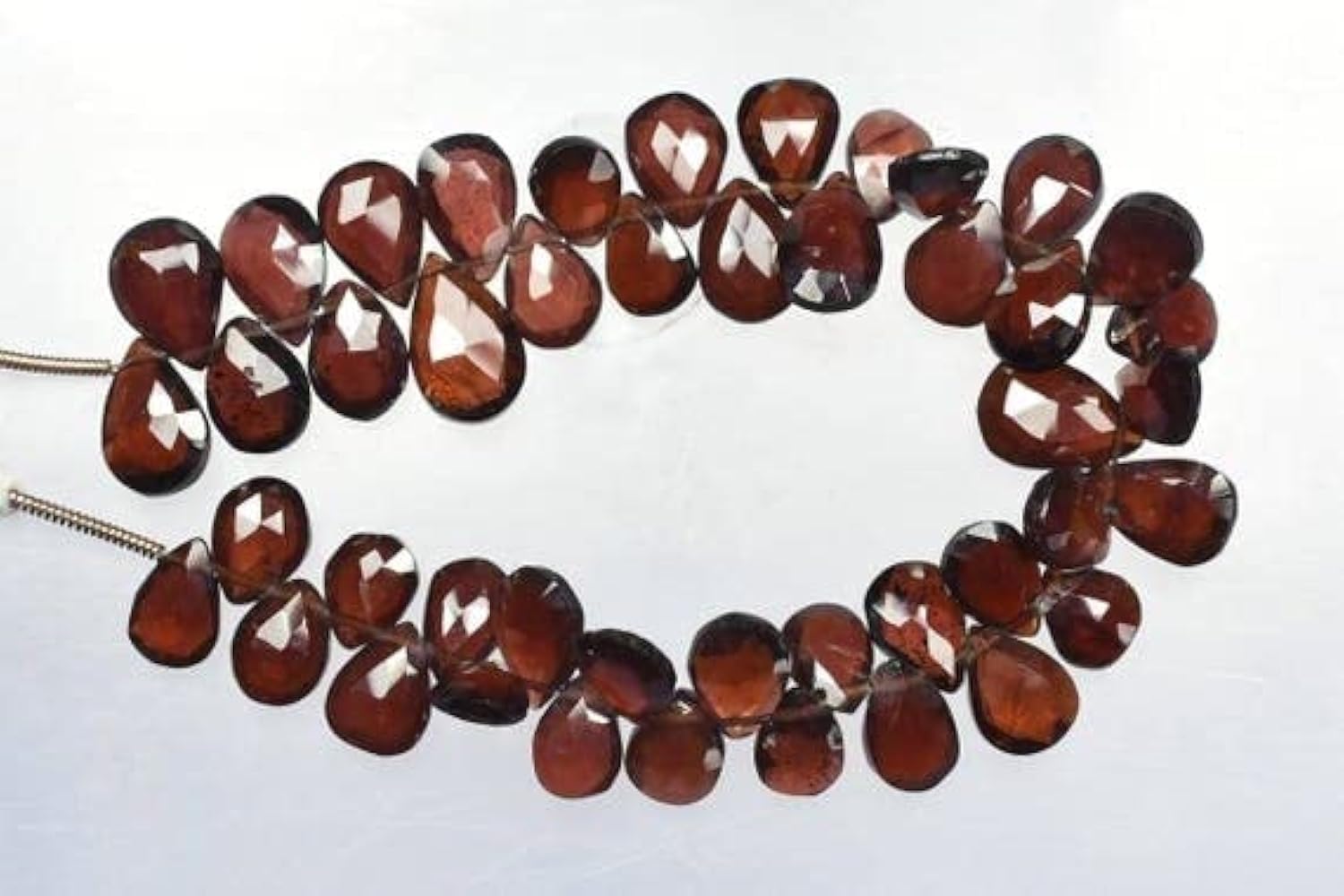 Garnet rouge perles facettées LKBEADS pour fabriquer vos bijoux d'été élégants