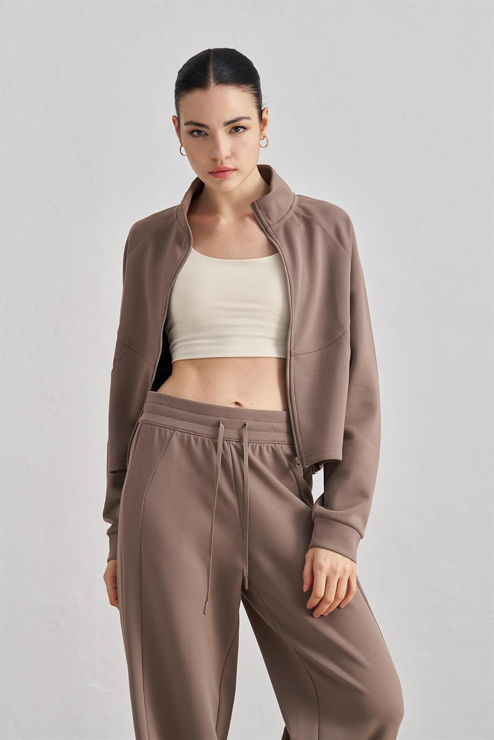 altiland Women's Full Zip Workout Running Yoga Jackets, Lightweight Sweatshirt with Pockets - Image 4