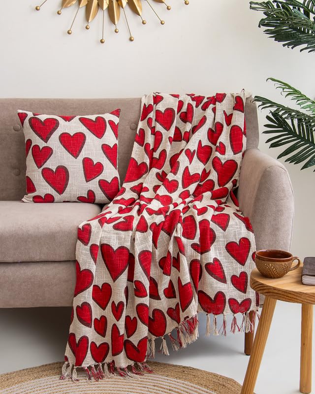 Image of Heart Printed Cotton Sofa Throw 50x70 Inches with 2 pcs Cushion Covers 16x16 inches, Pack of 3