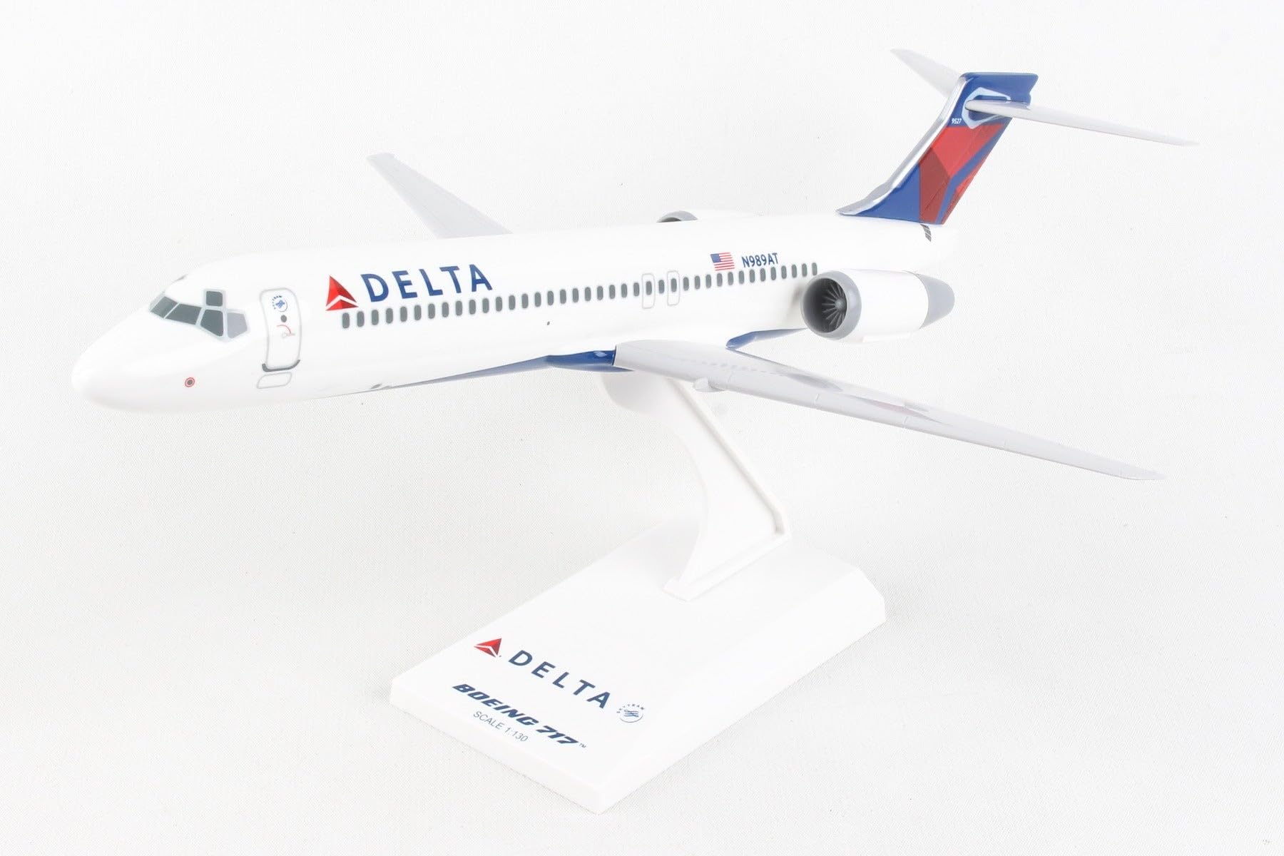 SkyMarks Delta 717 Airplane Model - Collectible! -2 SkyMarks Delta 717 Airplane Model - Collectible! -2