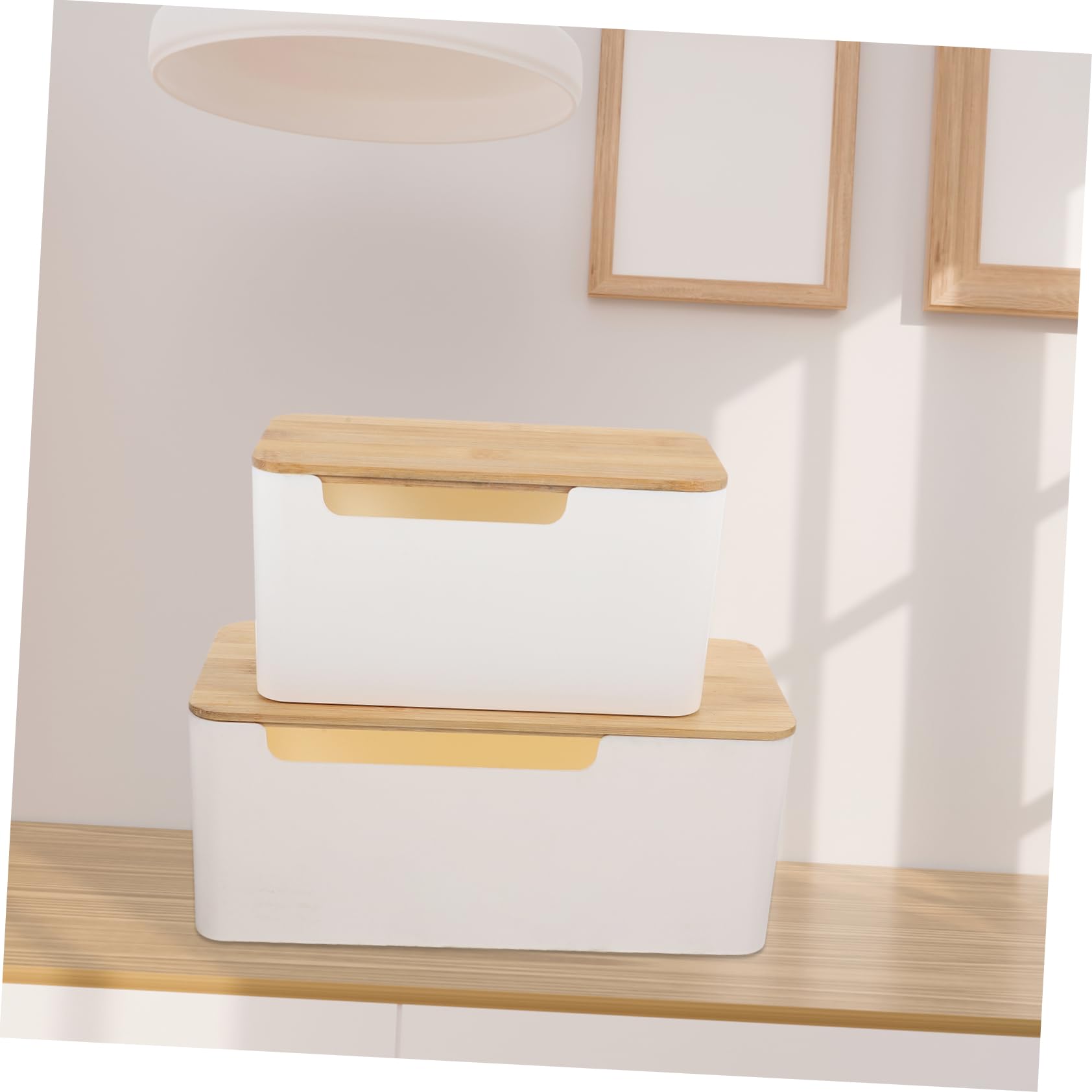 Kabelorganisatorbox aus Bambus und PC für Schreibtisch