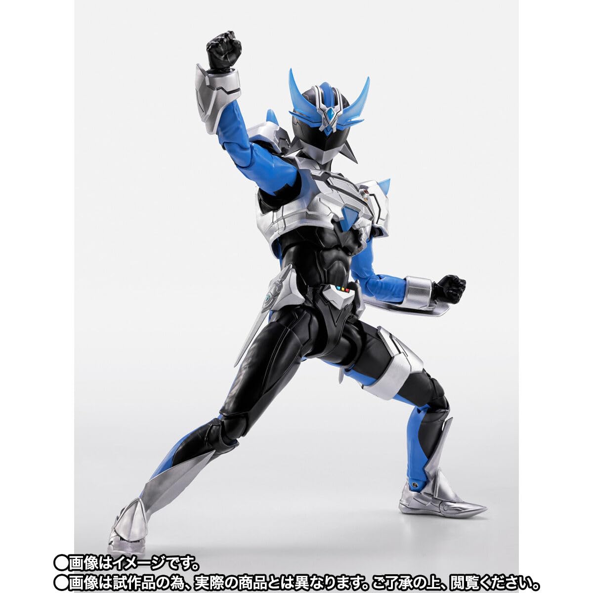 Amazon.co.jp: S.H.Figuarts（真骨彫製法）ウイングマン ガーダー