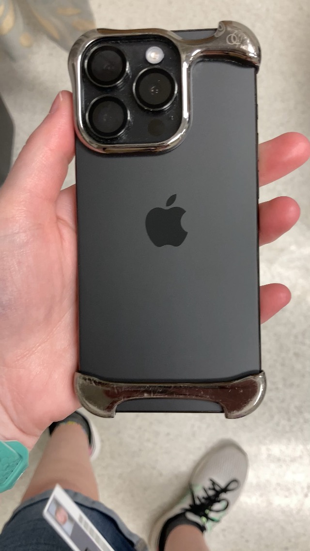 Watch Review-Arc Pulse Designed for iPhone 15 Pro Phone Case on